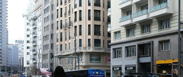 novas-regras-transito-espanha-outubro-2026